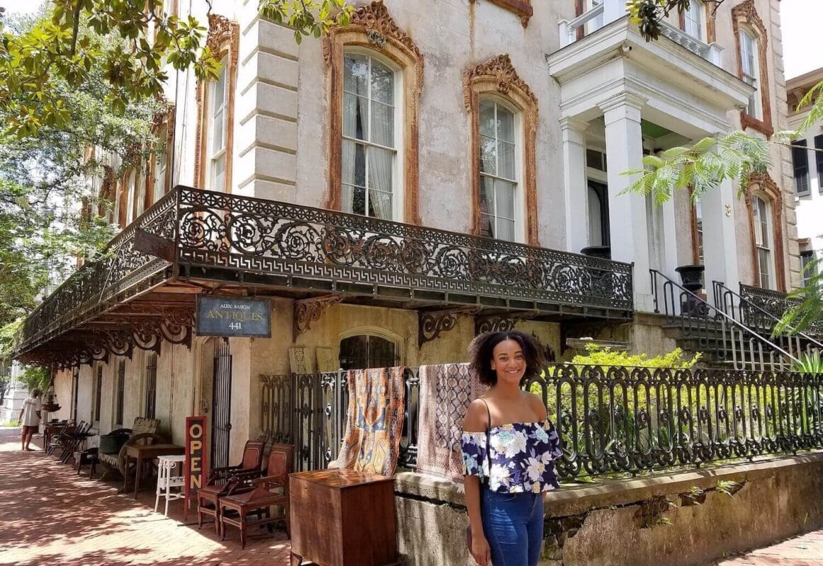 12+ Romantic Things To Do in Savannah, GA For Couples (Travel Guide)